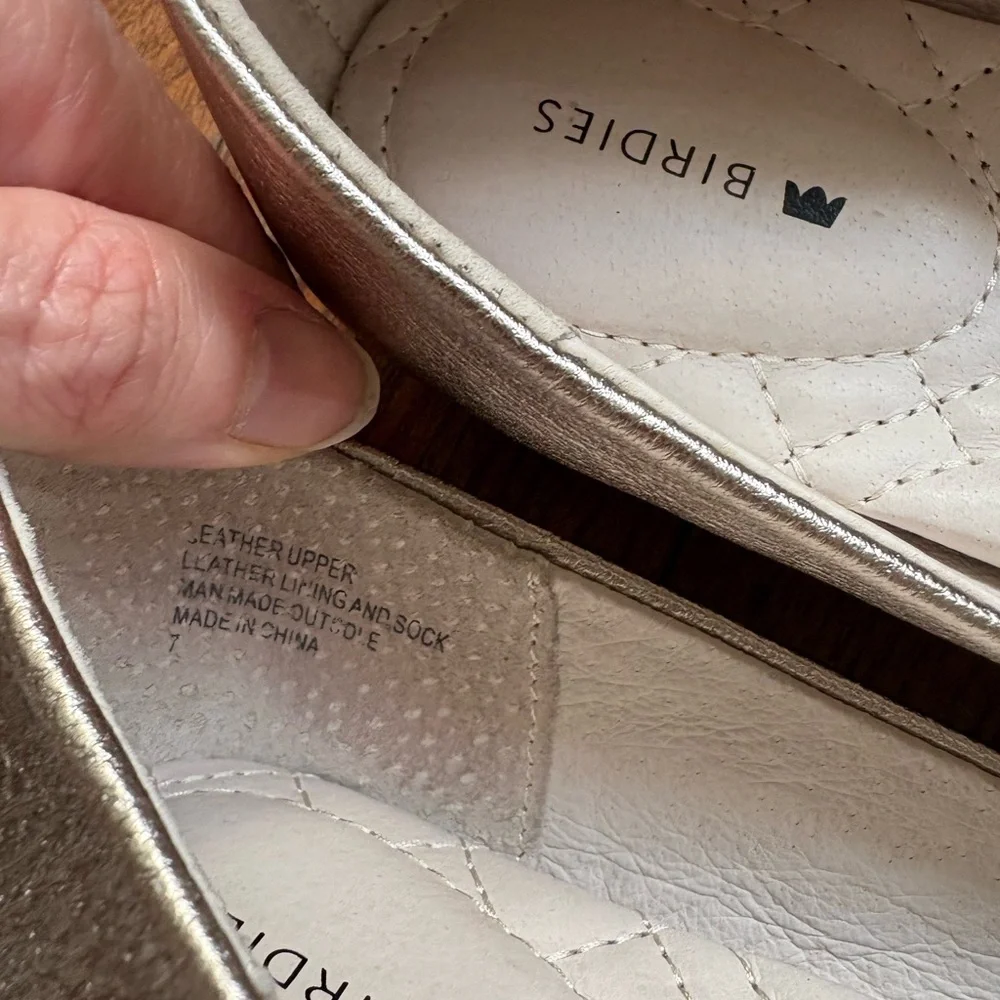 Birdies Silver Flats Sleek Minimalist Design - Picture 6 of 8